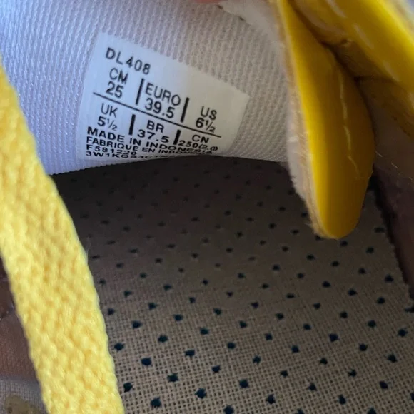 Onitsuka Tiger Yellow Sneakers - Picture 5 of 6